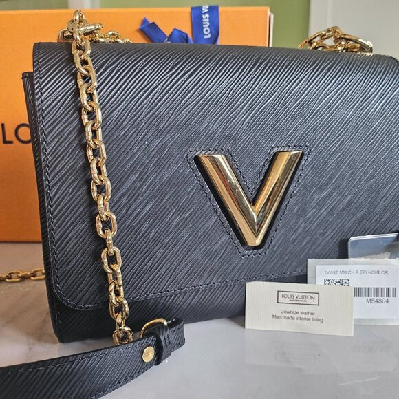 Louis Vuitton Twist Shoulder Bag MM Black Leather Epi - Picture 10 of 11